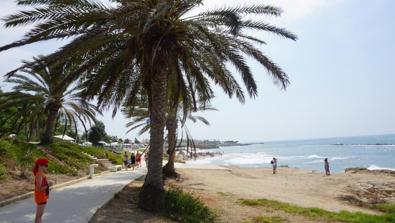 Limnaria Gardens Paphos, Near Beach Екстер'єр фото