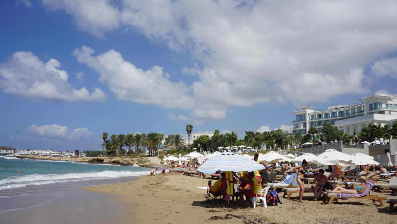 Limnaria Gardens Paphos, Near Beach Екстер'єр фото
