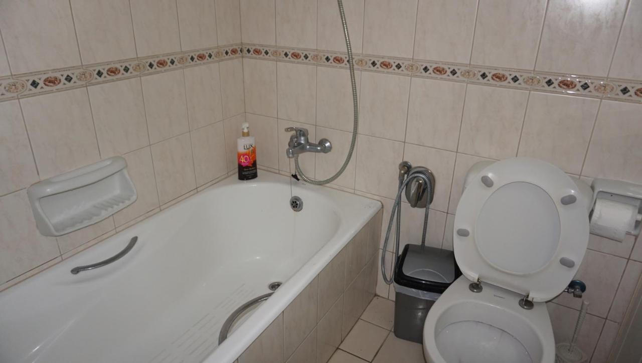 Limnaria Gardens Paphos, Near Beach Екстер'єр фото