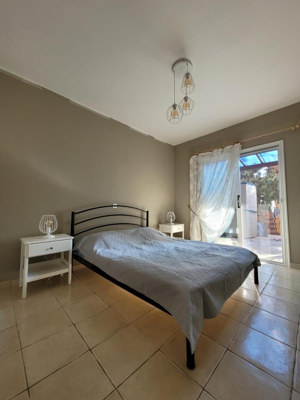 Limnaria Gardens Paphos, Near Beach Екстер'єр фото